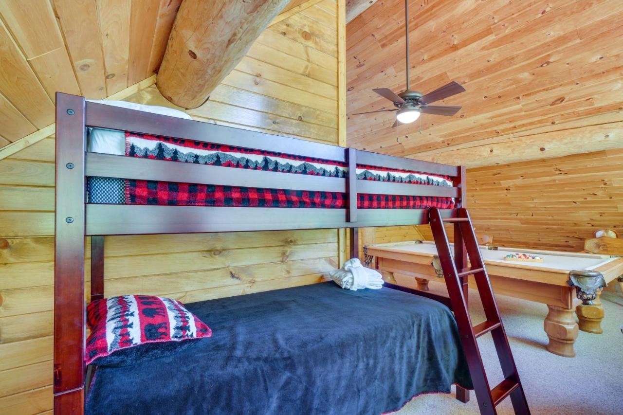 Idyllic Gatlinburg Cabin With Hot Tub And Balcony! Extérieur photo