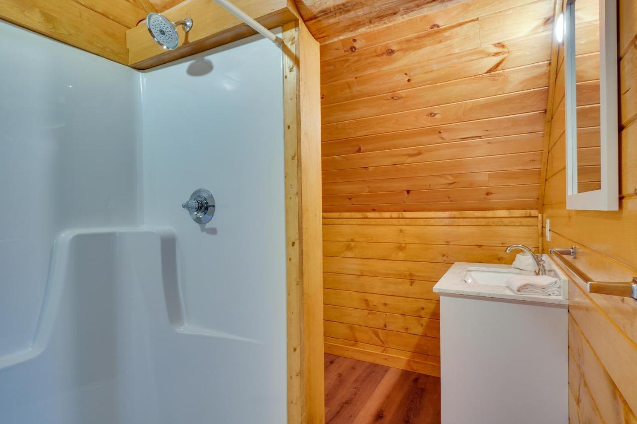 Idyllic Gatlinburg Cabin With Hot Tub And Balcony! Extérieur photo